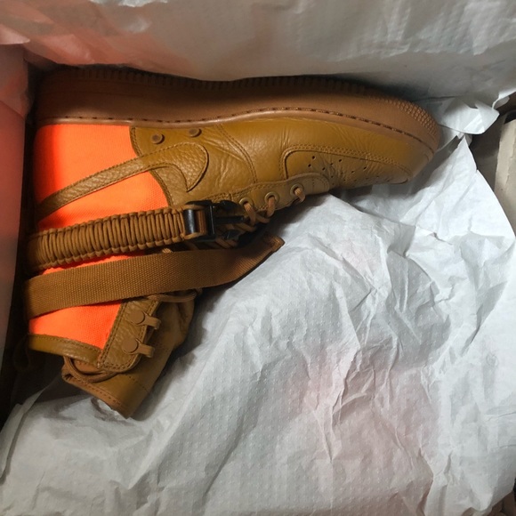 Nike Airforce 1s - Picture 2 of 6